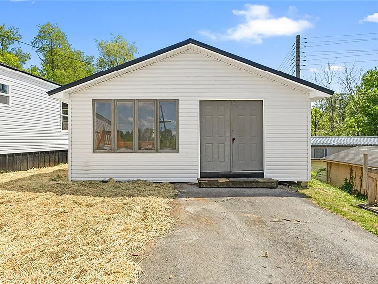 2237 Weaver Pike #3 — Photo 6