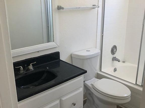 4th image of 4137 Highland Ave APT 6