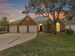 11 Crestview Trl, Houston, TX 77082