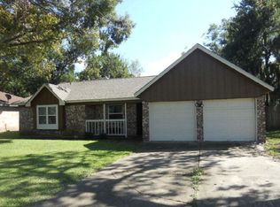 311 Four Oaks St, Richwood, TX 77531