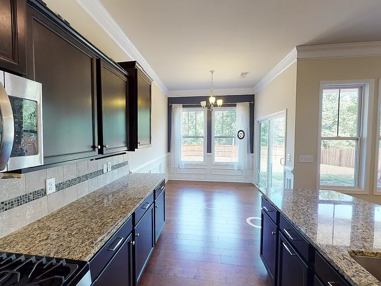 664 Scarlet Baby Dr — Photo 28