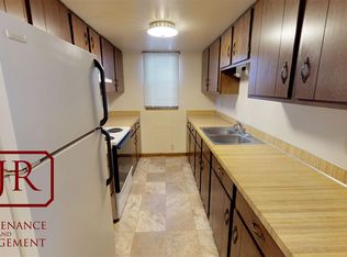 2126 N Washington St APT 6, Bismarck, ND 58501