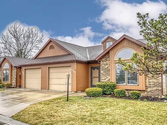 2nd image of 5005 Woodmark Ct