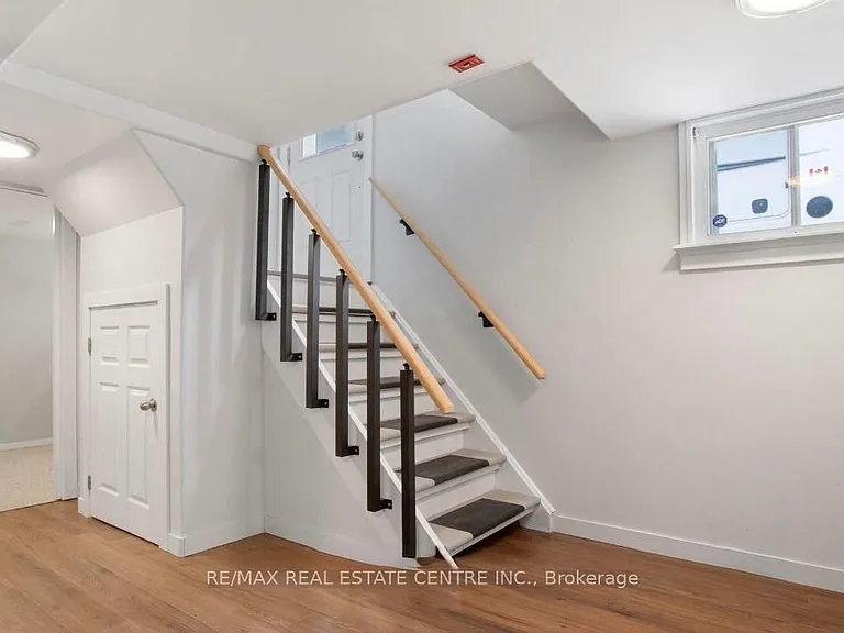 768 Olive Ave — Photo 5