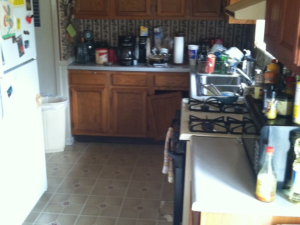 2nd image of 3621 Pine Cone Dr