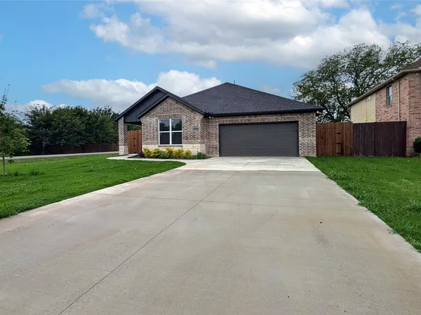 1625 Avenue D, Grand Prairie, TX 75051