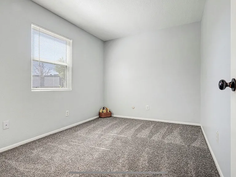 6000 Northland Ave NE — Photo 9