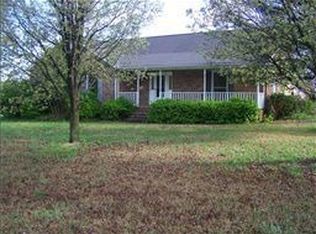 224 Volunteer Rd, Murfreesboro, TN 37128