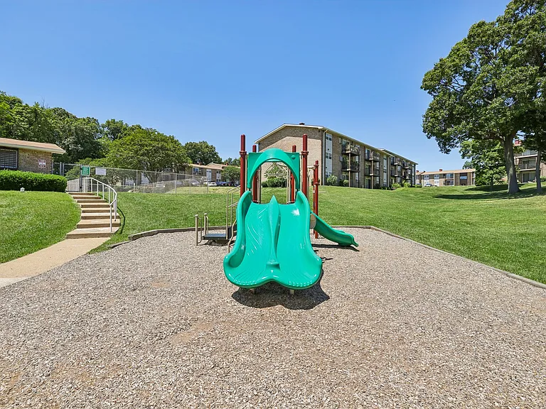 Woodcrest — Photo 12