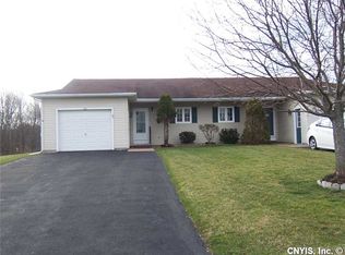 112 Hagan Cir, Oneida, NY 13421