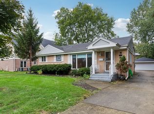 648 Shermer Rd, Glenview, IL 60025