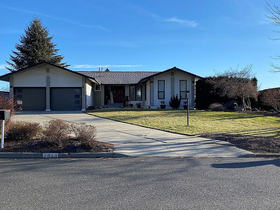 1st image of 7618 N Panorama Dr