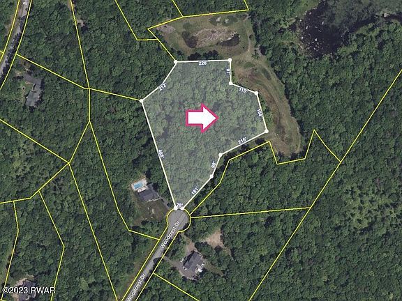 3rd image of 22 Woodcrest Dr