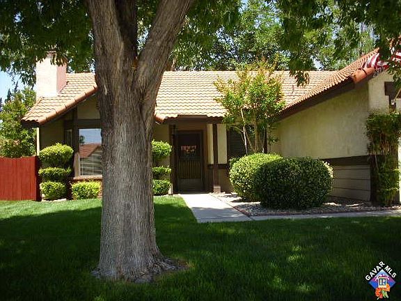 2nd image of 2819 College Park Dr