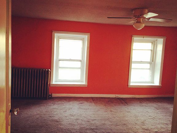 2nd image of 112 Cotton St