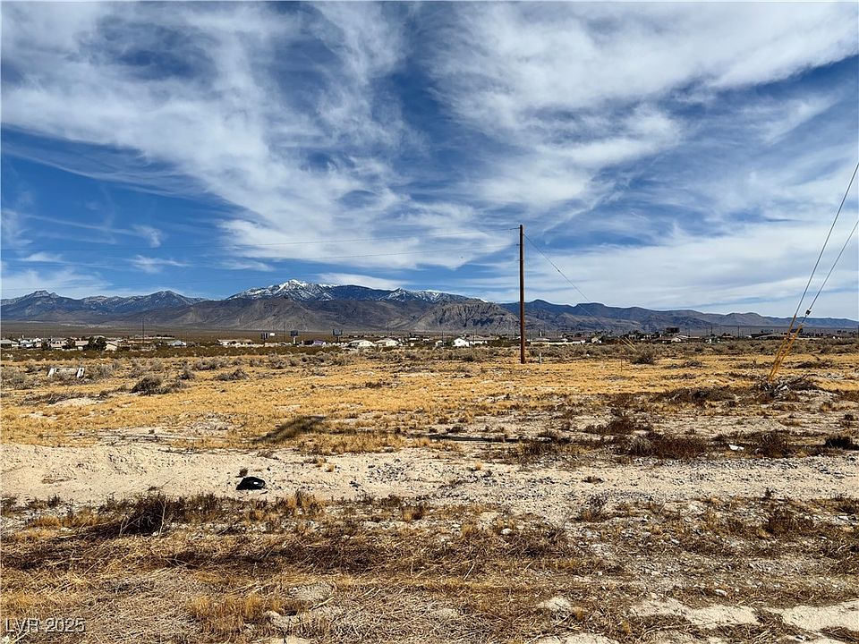 1st image of 201 Mount Charleston Dr