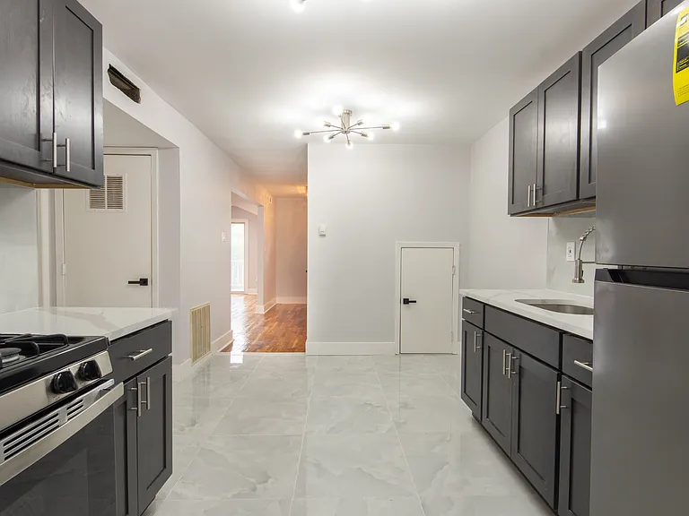 River Edge Apartments — Photo 49