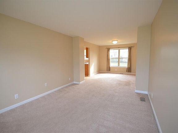 4th image of 1265 Black Oak Dr