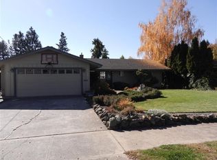 1775 Serenity Dr, Medford, OR 97504