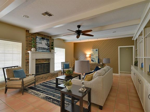 3rd image of 3723 Wildwood Ridge Dr