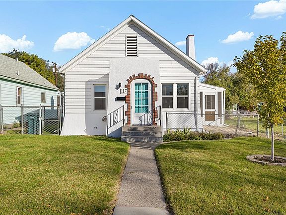 3rd image of 117 Terry Ave