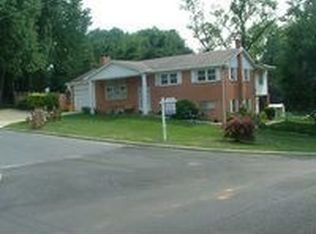 6201 Allen Ct, Temple Hills, MD 20748
