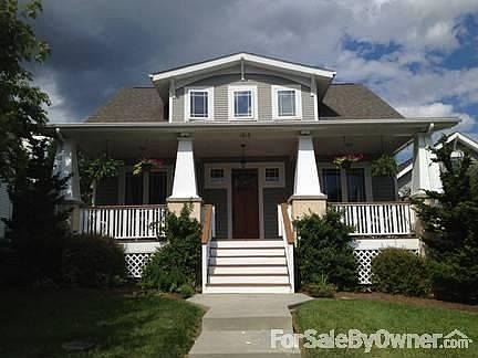 1st image of 1013 Village Way N