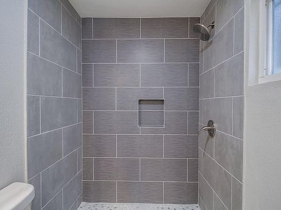 3rd image of 4330 53rd St #11
