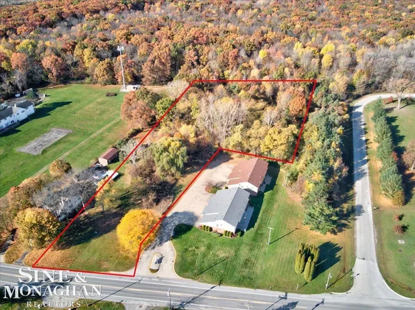 9236 N River Rd, Algonac, MI 48001