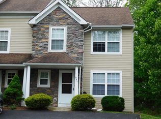 66 Upper Ridge View Dr, East Stroudsburg, PA 18302