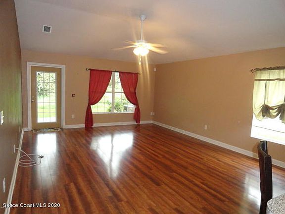 2nd image of 5626 Enchanted Ave