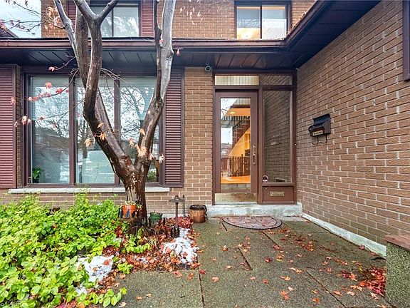 4th image of 13 Mistflower Rd