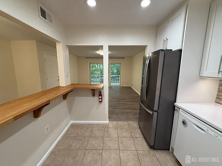 95 Sapphire Ln — Photo 11