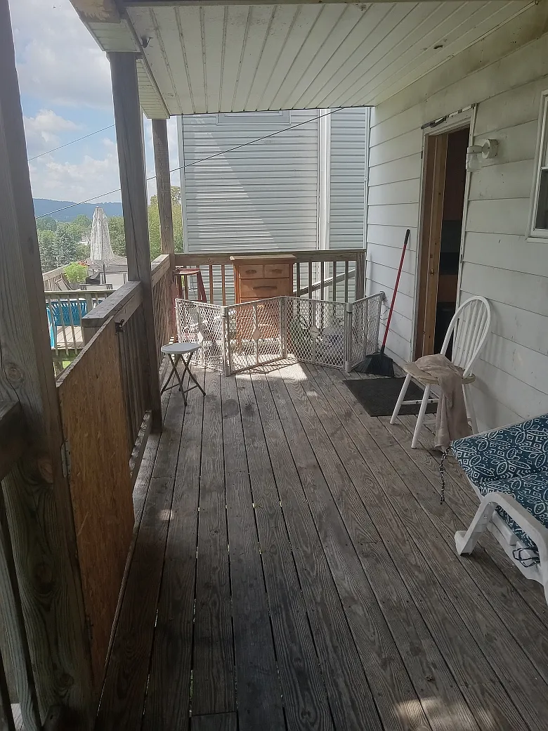 3 bed, $1,380 — Photo 4