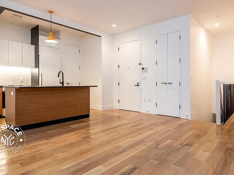 83 Winthrop St #1B — Photo 7
