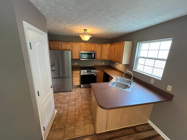2494 Cedar Creek Ln — Photo 14