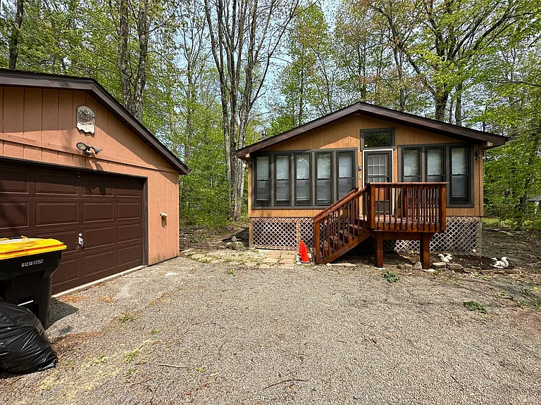 1146 Chickadee Dr — Photo 17