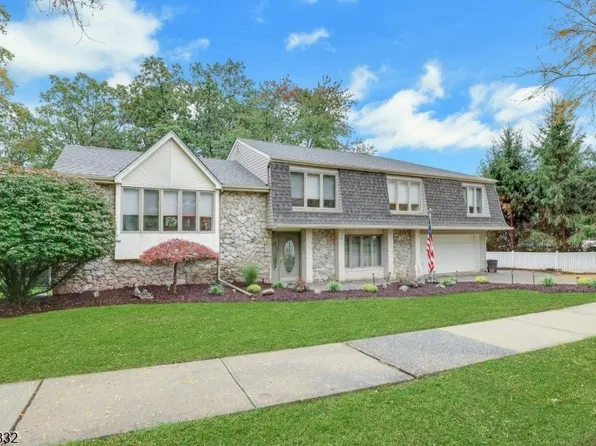 32 Clinton Ln, Wayne Twp., NJ 07470