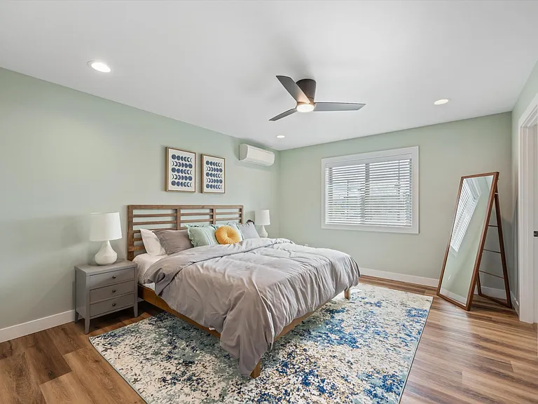 2077 Walla Ave — Photo 17