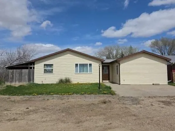 511 5th St SE, Highmore, SD 57345