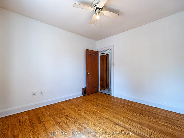 1650 King St E #MAIN — Photo 5