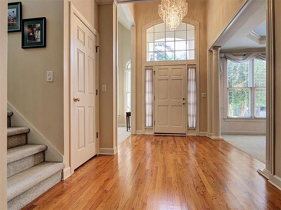 3rd image of 3087 Milledge Gate Ct SE