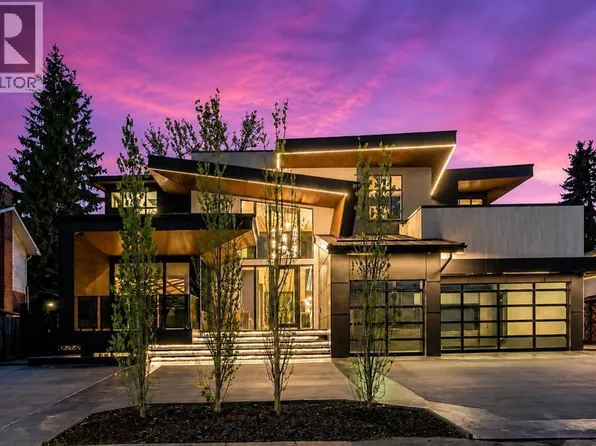 1016 Beverley Blvd SW, Calgary, AB T2V 2C5