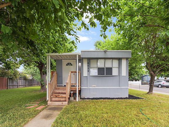 2nd image of 6626 Birnam St