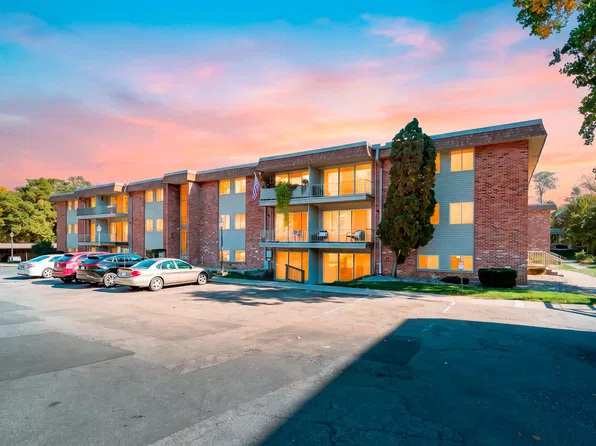 742 W Kilgore Rd APT 107, Kalamazoo, MI 49008