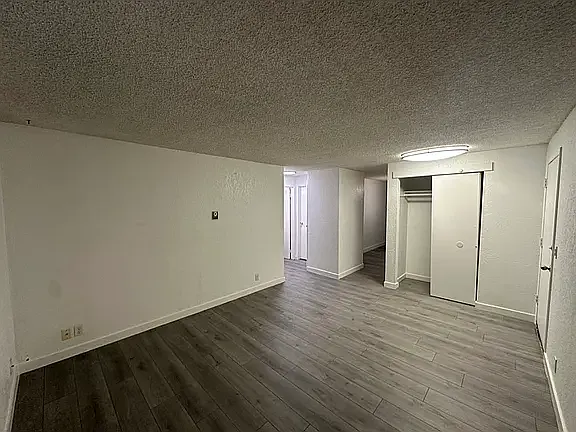 120 Stanford Dr #D — Photo 10