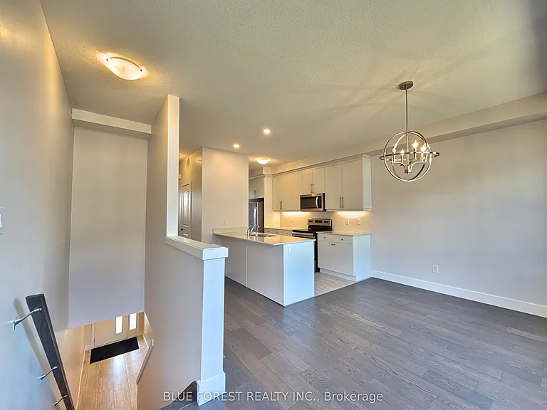 2112 Meadowgate Blvd #47 — Photo 5
