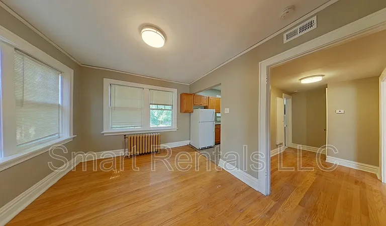 5618 S Grand Blvd #1 — Photo 4