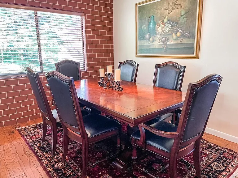 25 Lexington Ln W #E — Photo 5