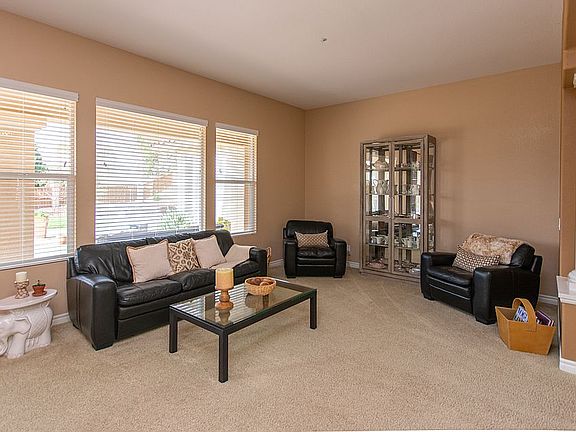 4th image of 2781 Matte Ln